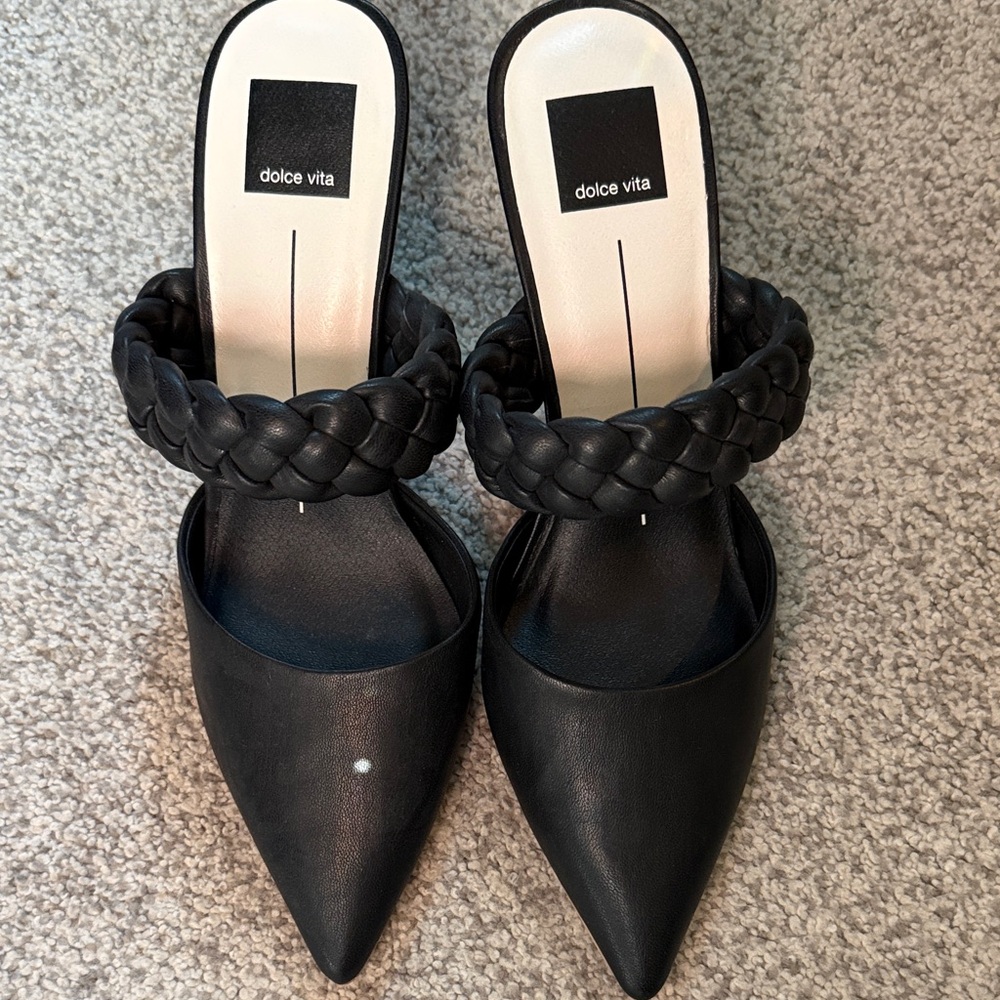 Like New Black Dolce Vita Heels